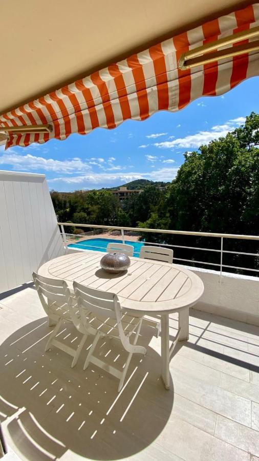 Charming Studio With Pool In Saint Tropez Apartment ภายนอก รูปภาพ