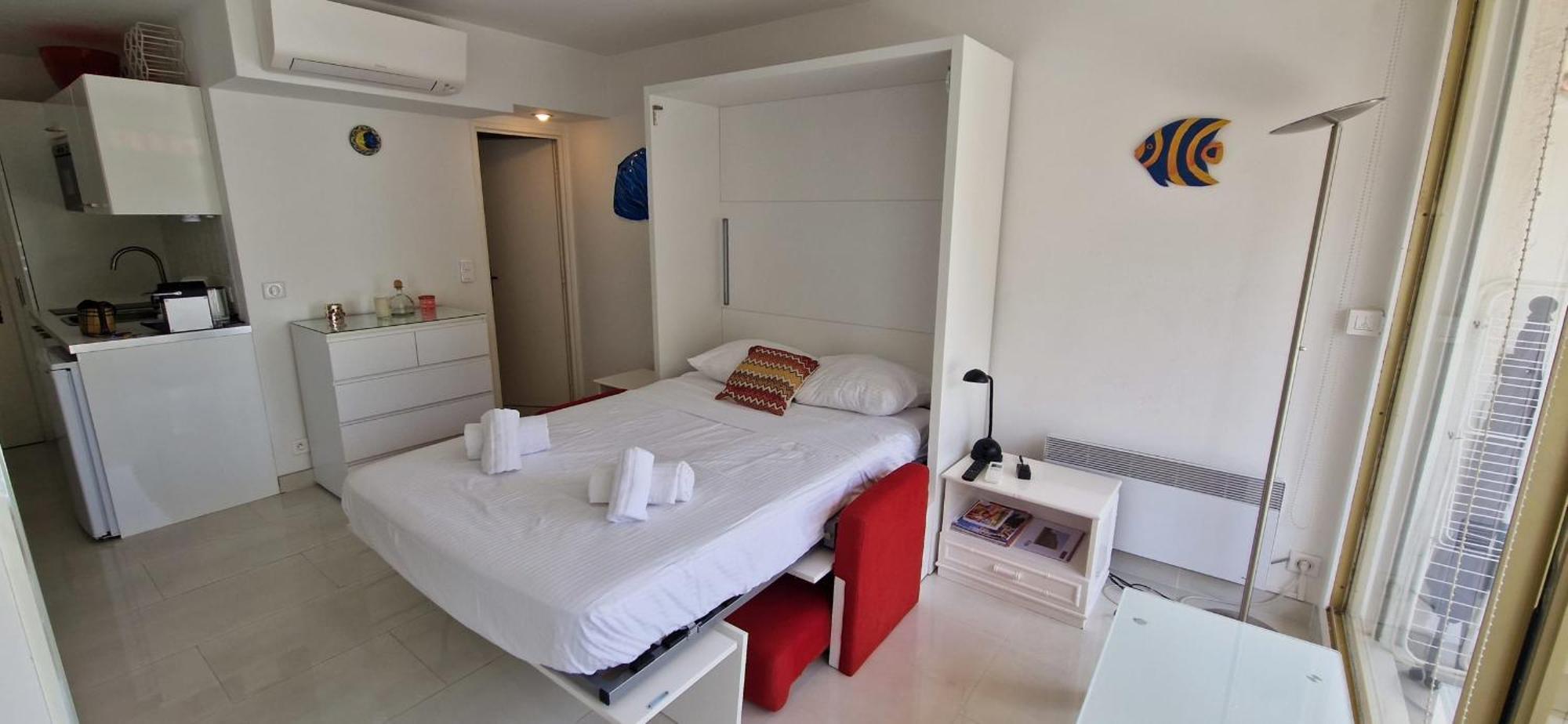 Charming Studio With Pool In Saint Tropez Apartment ภายนอก รูปภาพ